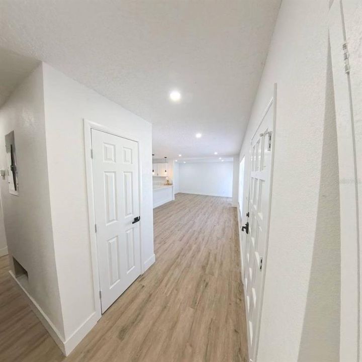 For Sale: $397,997 (3 beds, 2 baths, 1485 Square Feet)