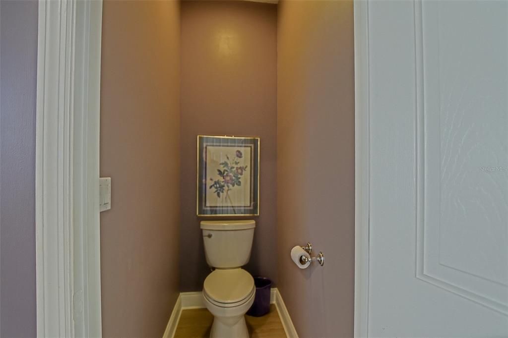 На продажу: $348,300 (2 спален, 2 ванн, 1870 Квадратных фут)