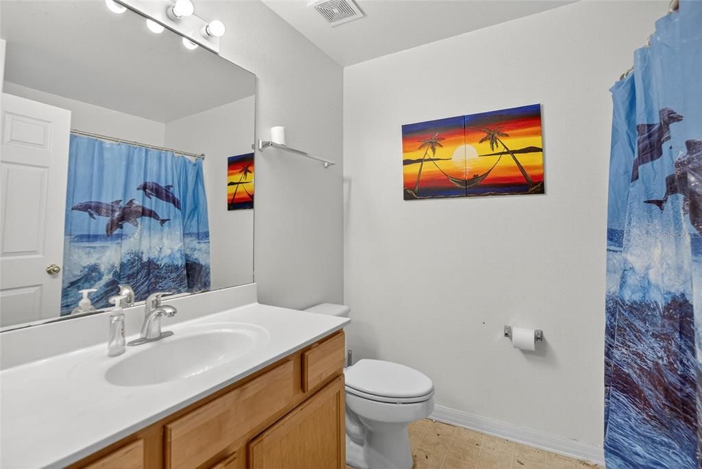 待售: $285,000 (3 贝兹, 2 浴室, 1292 平方英尺)