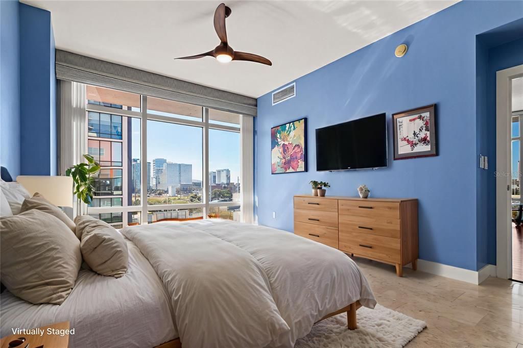 Activo con contrato: $649,999 (2 camas, 2 baños, 1634 Pies cuadrados)