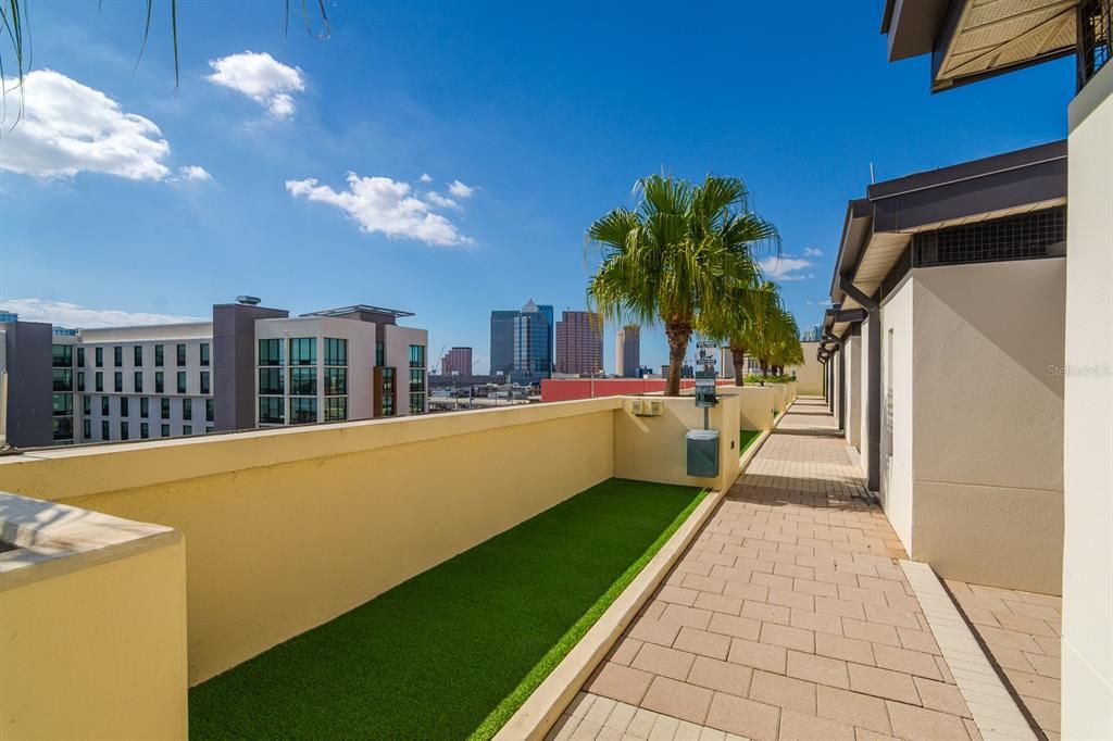 Activo con contrato: $649,999 (2 camas, 2 baños, 1634 Pies cuadrados)