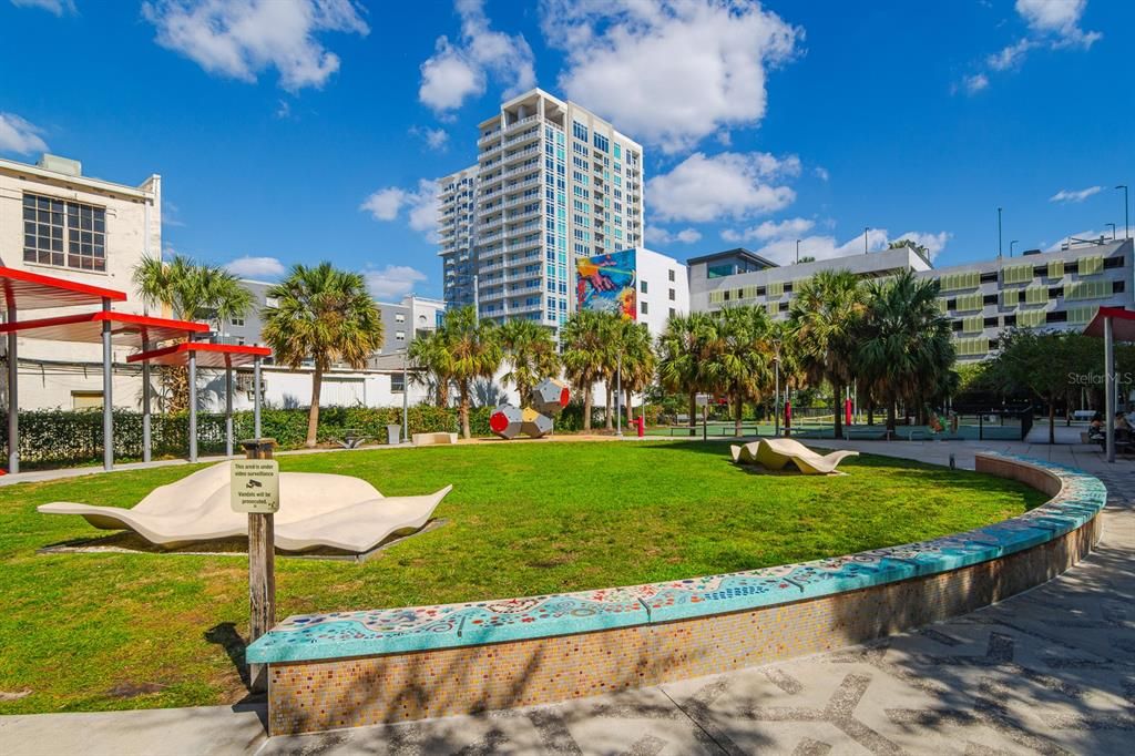 Activo con contrato: $649,999 (2 camas, 2 baños, 1634 Pies cuadrados)