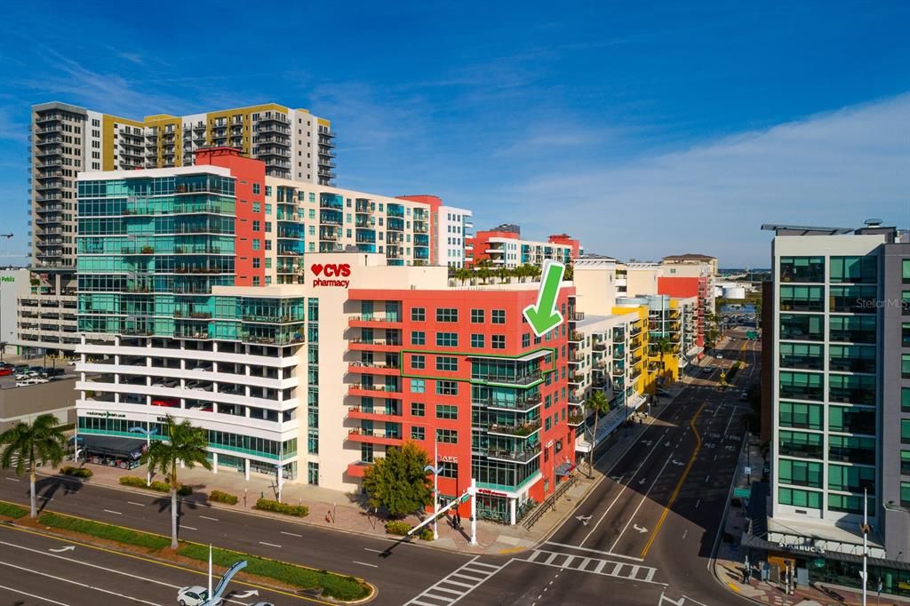 Activo con contrato: $649,999 (2 camas, 2 baños, 1634 Pies cuadrados)