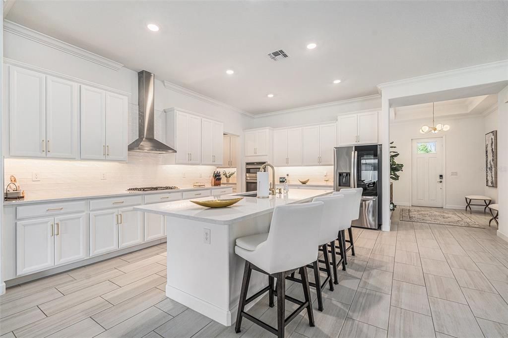 En Venta: $575,000 (3 camas, 3 baños, 2776 Pies cuadrados)