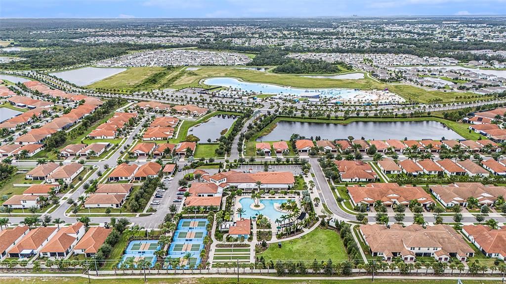 En Venta: $575,000 (3 camas, 3 baños, 2776 Pies cuadrados)