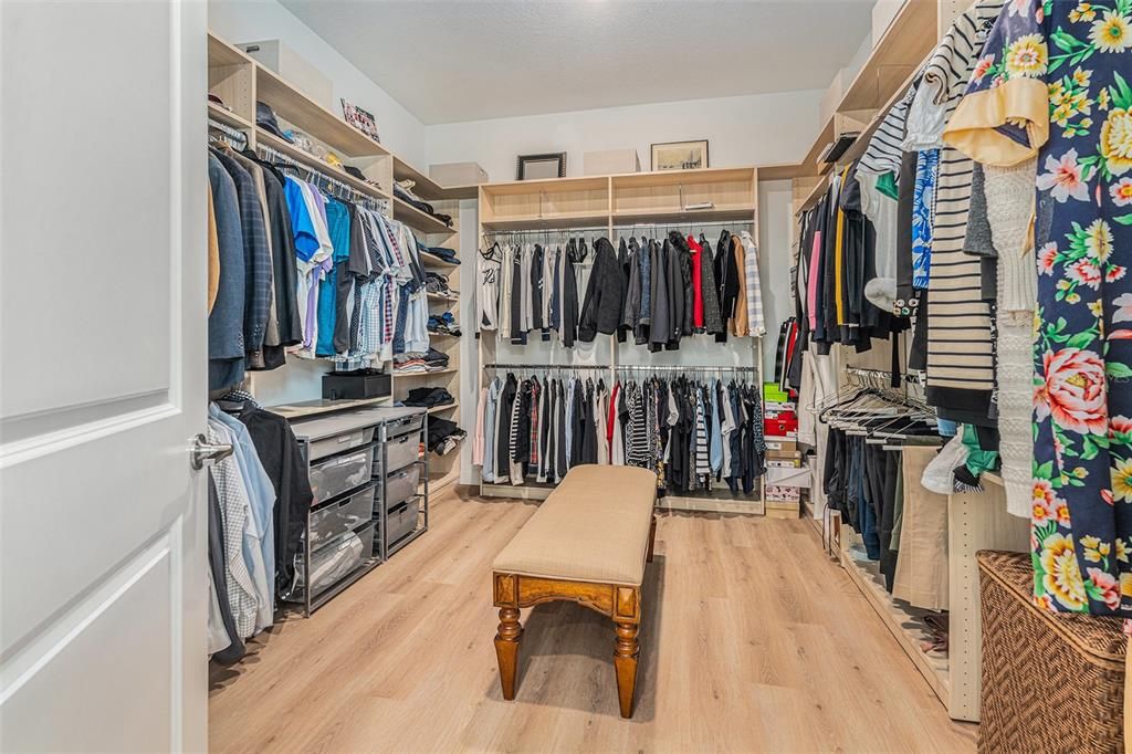 En Venta: $575,000 (3 camas, 3 baños, 2776 Pies cuadrados)