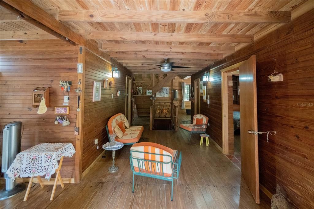 На продажу: $360,000 (3 спален, 3 ванн, 1700 Квадратных фут)