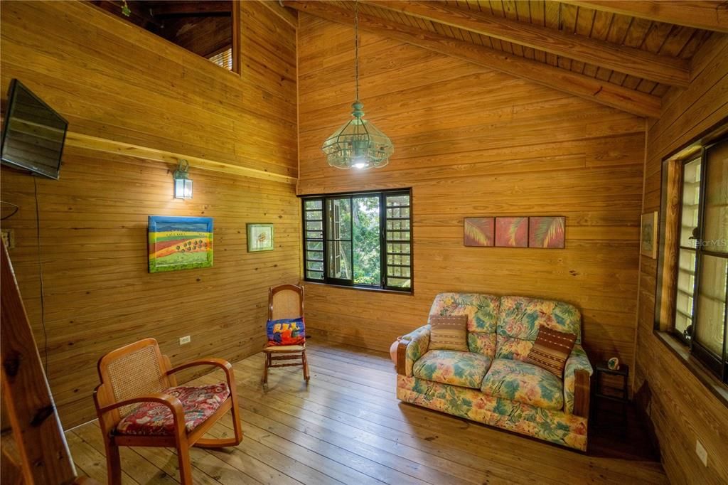 На продажу: $360,000 (3 спален, 3 ванн, 1700 Квадратных фут)