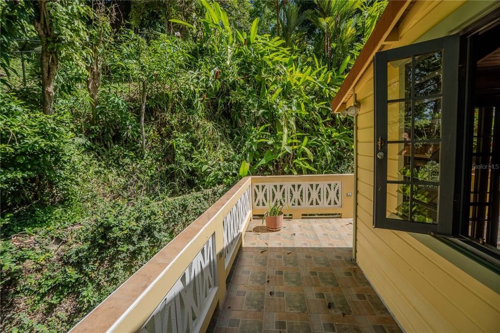 На продажу: $360,000 (3 спален, 3 ванн, 1700 Квадратных фут)