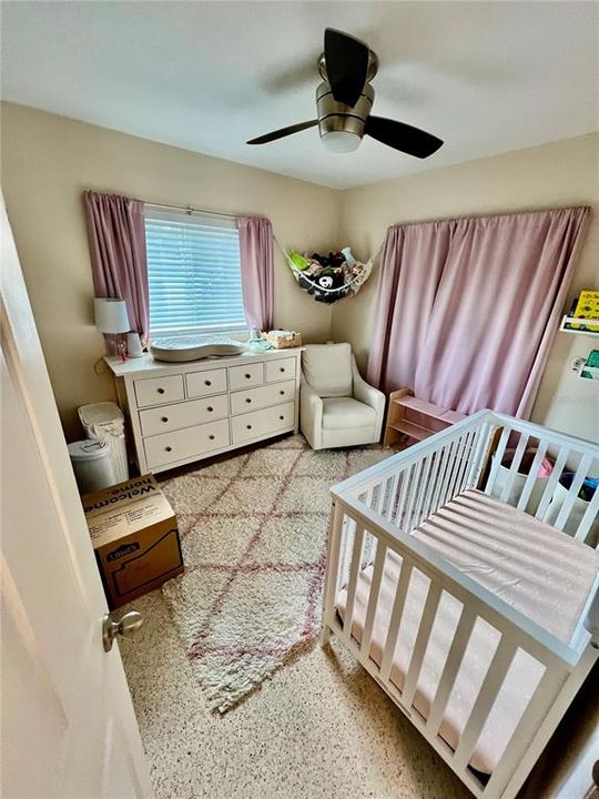 For Sale: $369,900 (2 beds, 1 baths, 983 Square Feet)