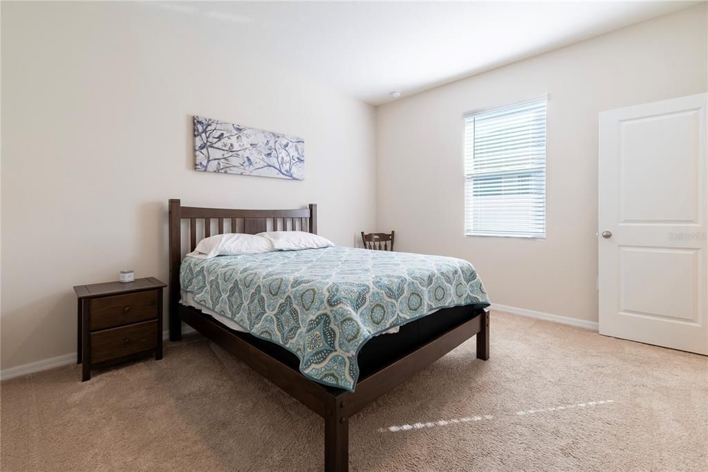 For Sale: $650,000 (4 beds, 3 baths, 2550 Square Feet)