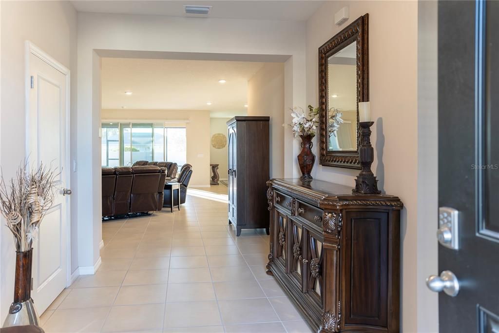 For Sale: $650,000 (4 beds, 3 baths, 2550 Square Feet)