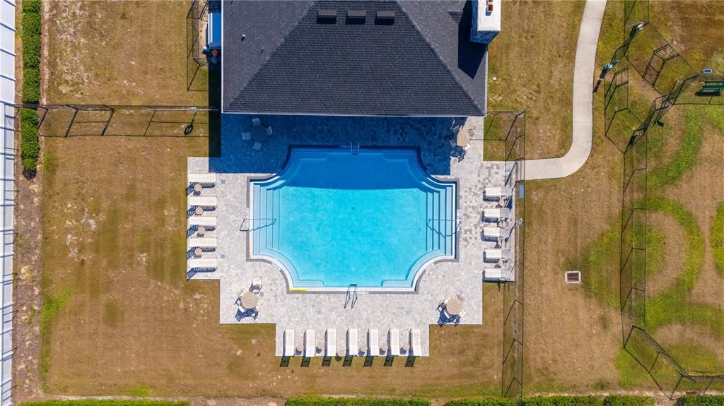 For Sale: $650,000 (4 beds, 3 baths, 2550 Square Feet)