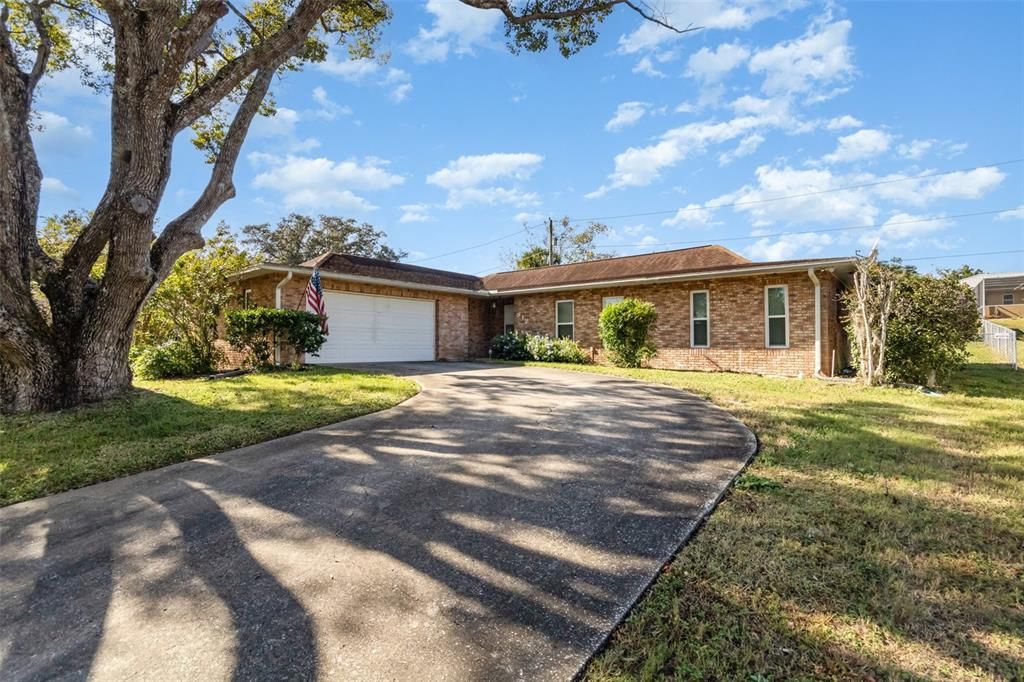 На продажу: $305,000 (3 спален, 2 ванн, 1512 Квадратных фут)