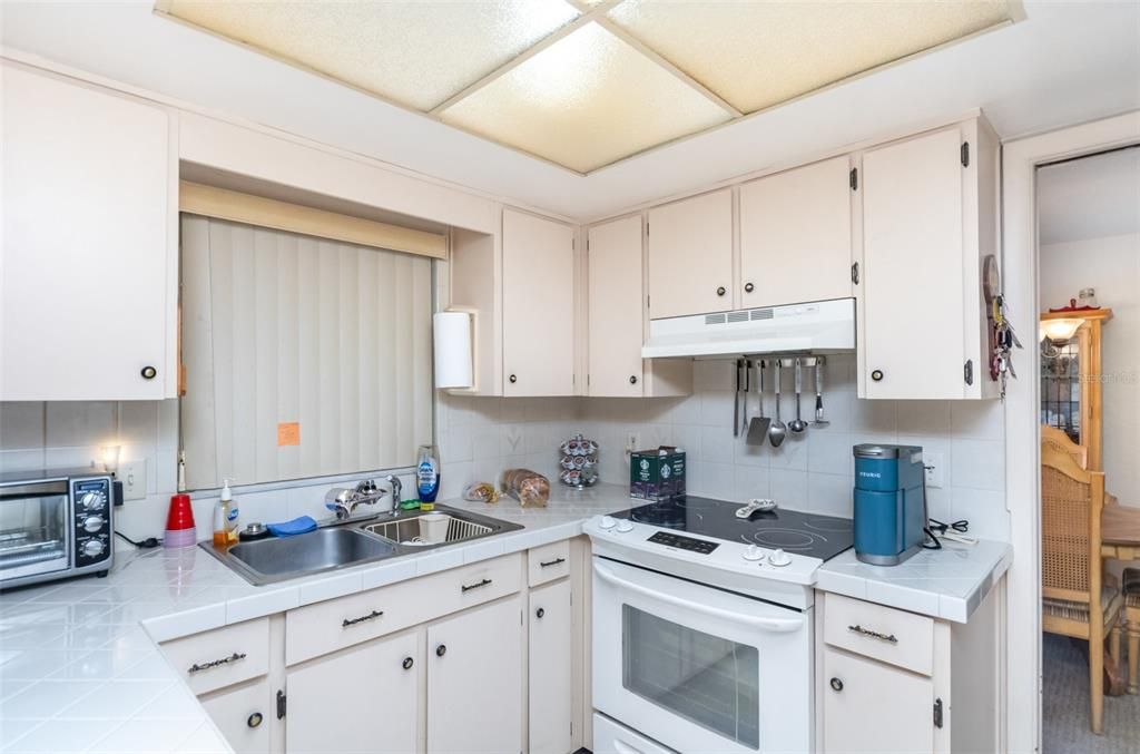 На продажу: $305,000 (3 спален, 2 ванн, 1512 Квадратных фут)