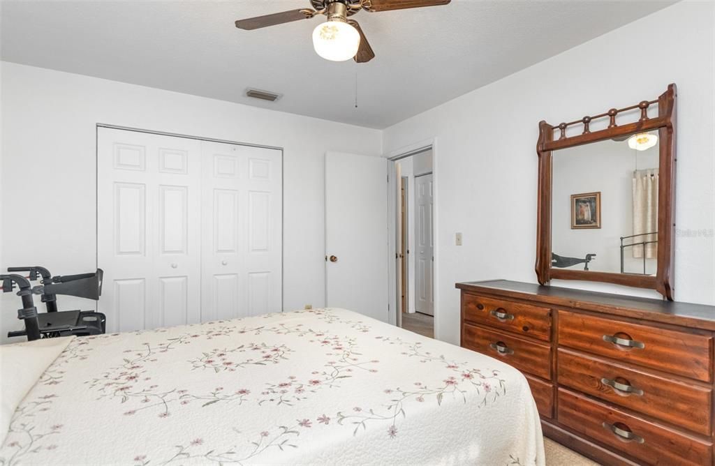 На продажу: $305,000 (3 спален, 2 ванн, 1512 Квадратных фут)