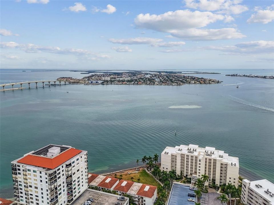 待售: $468,500 (2 贝兹, 2 浴室, 890 平方英尺)