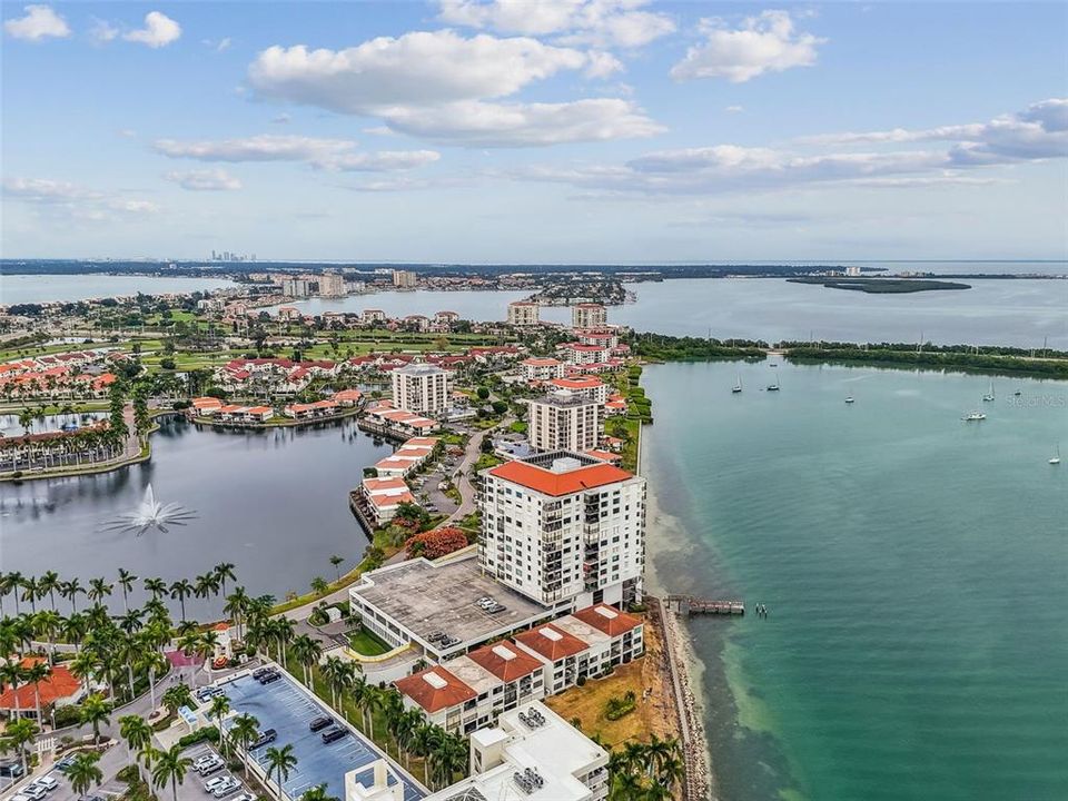 待售: $468,500 (2 贝兹, 2 浴室, 890 平方英尺)