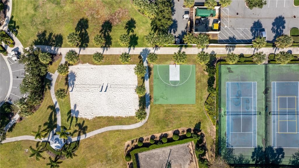 For Sale: $900,000 (9 beds, 8 baths, 4630 Square Feet)