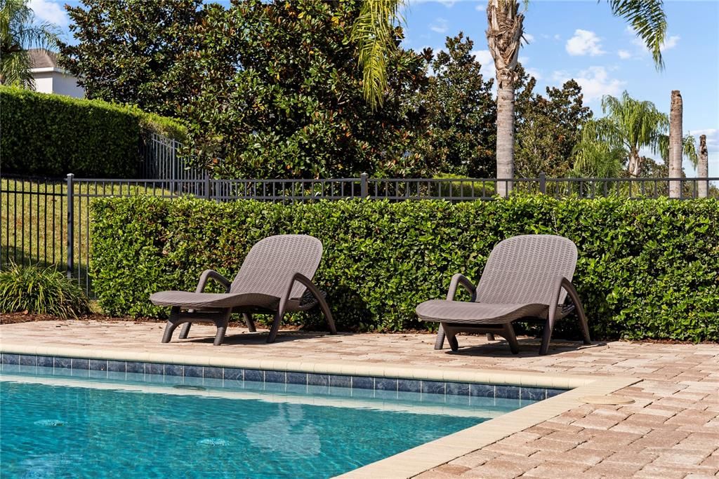 For Sale: $900,000 (9 beds, 8 baths, 4630 Square Feet)