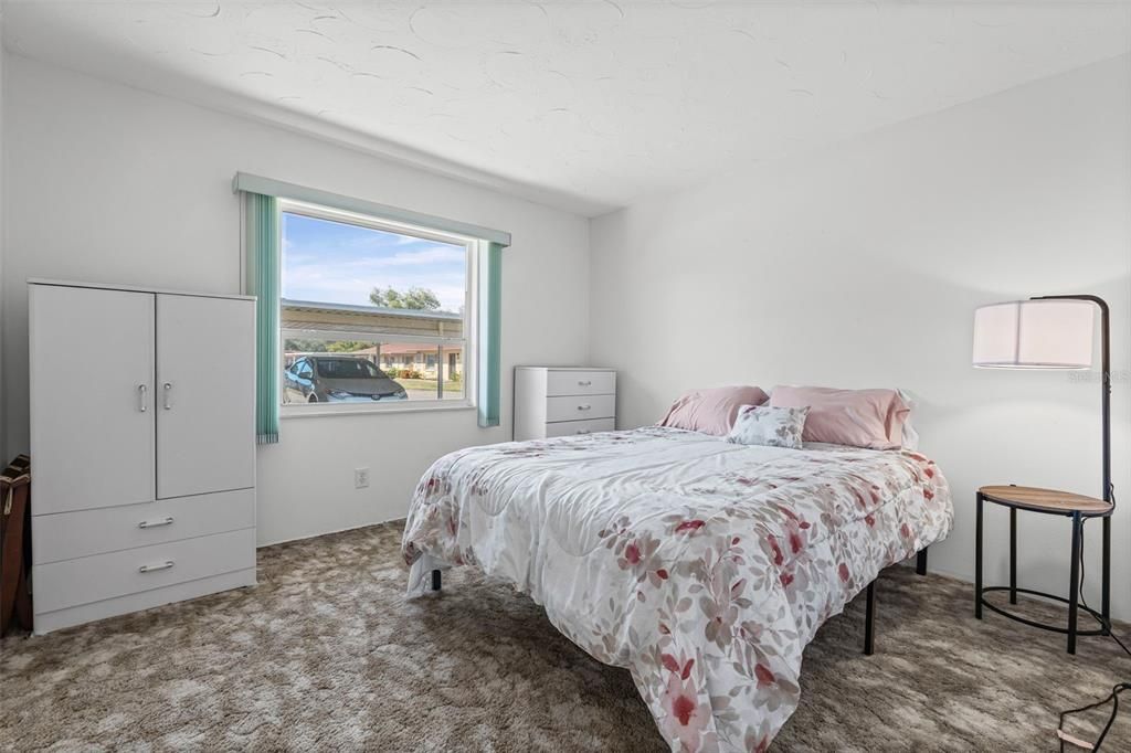 For Sale: $170,000 (2 beds, 2 baths, 1258 Square Feet)