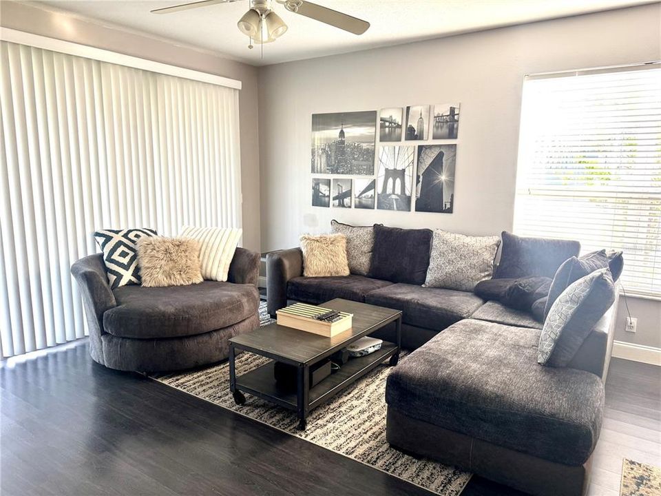 For Sale: $360,000 (3 beds, 2 baths, 1666 Square Feet)