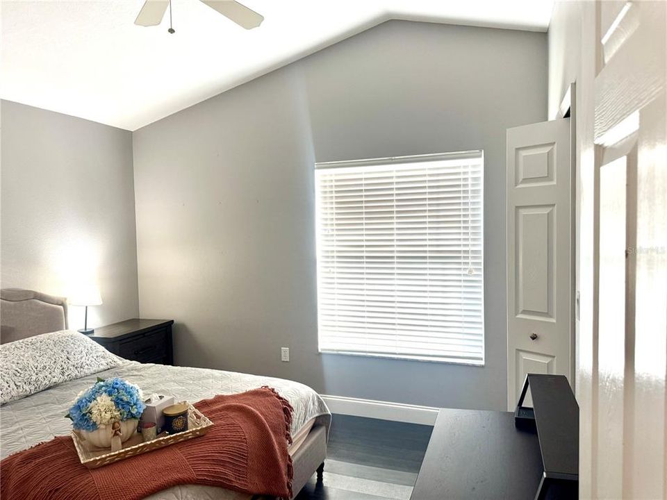 For Sale: $360,000 (3 beds, 2 baths, 1666 Square Feet)