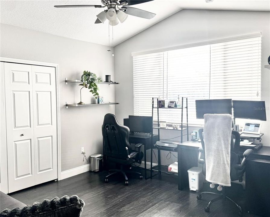 For Sale: $360,000 (3 beds, 2 baths, 1666 Square Feet)