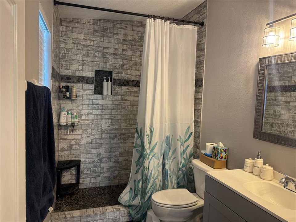 For Sale: $360,000 (3 beds, 2 baths, 1666 Square Feet)