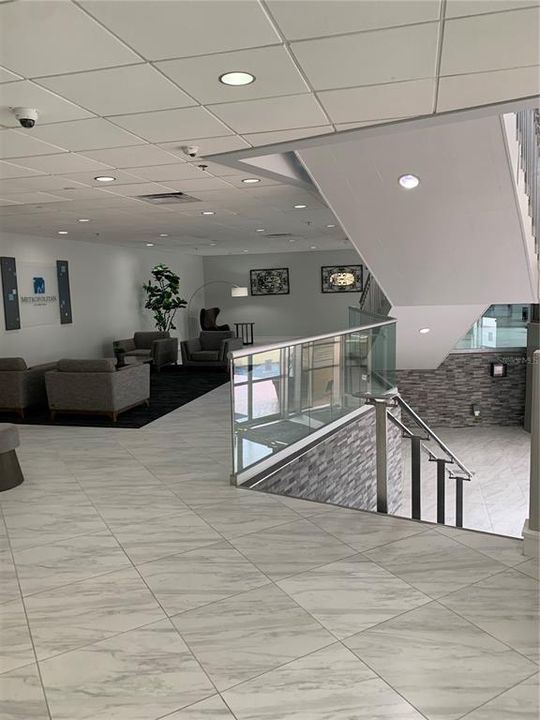 For Sale: $210,000 (2 beds, 2 baths, 1104 Square Feet)