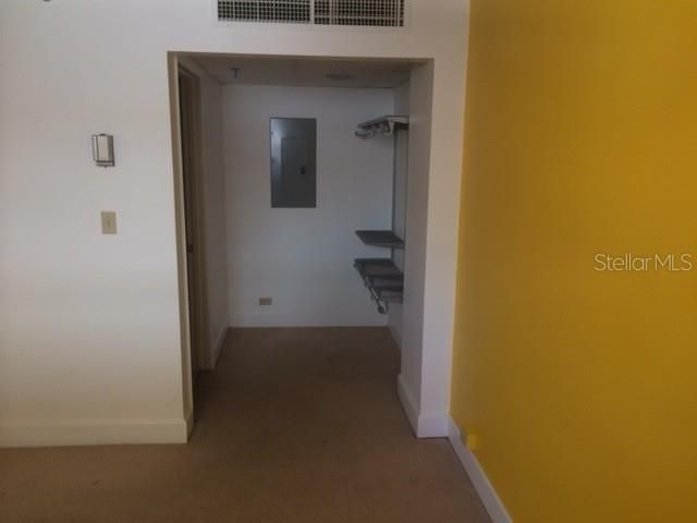 For Sale: $210,000 (2 beds, 2 baths, 1104 Square Feet)