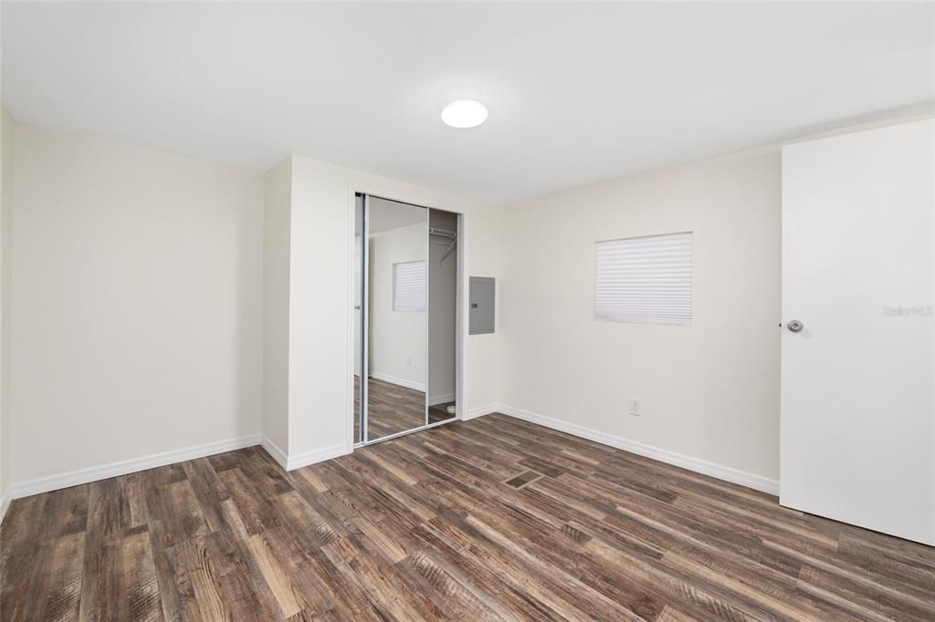 For Sale: $159,900 (3 beds, 2 baths, 816 Square Feet)