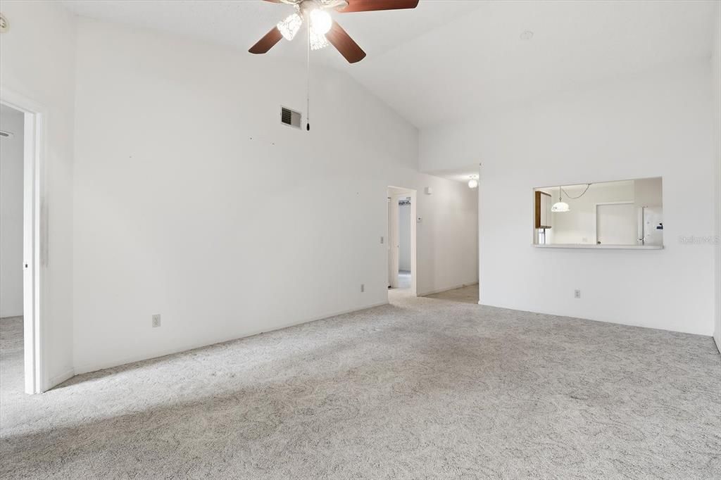 待售: $174,900 (2 贝兹, 2 浴室, 973 平方英尺)