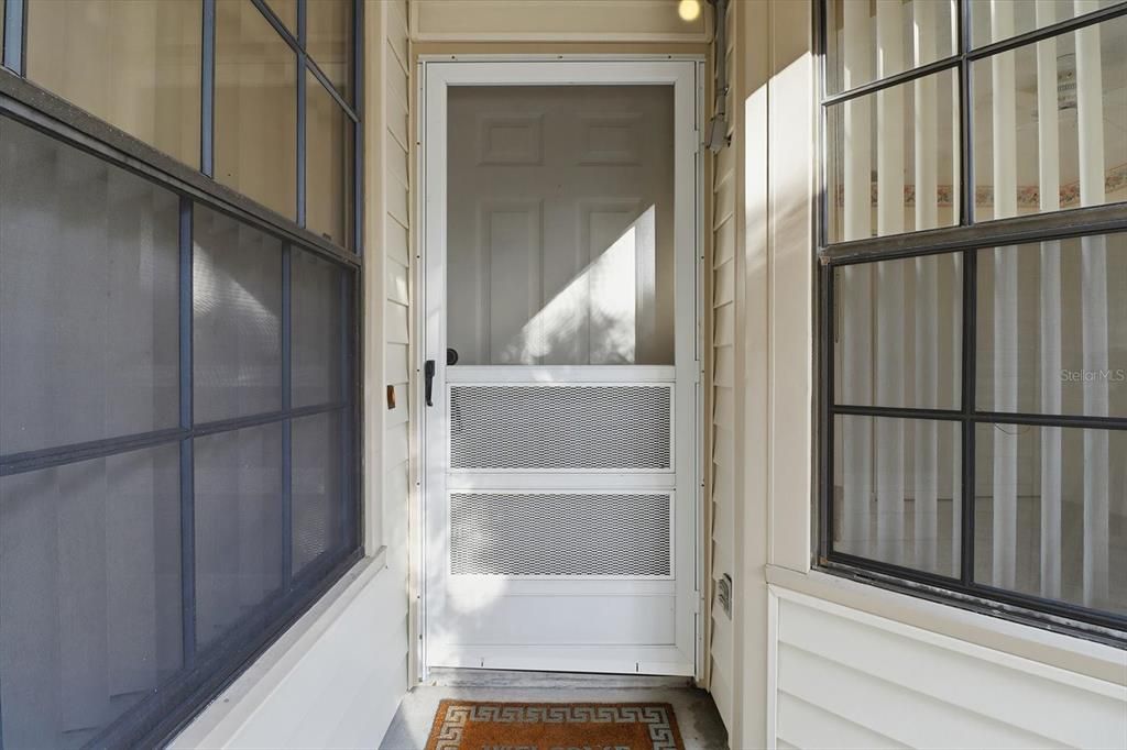 待售: $174,900 (2 贝兹, 2 浴室, 973 平方英尺)