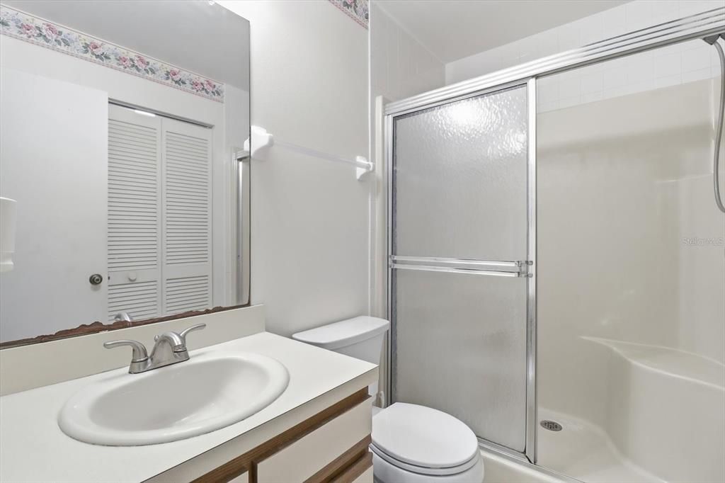 待售: $174,900 (2 贝兹, 2 浴室, 973 平方英尺)