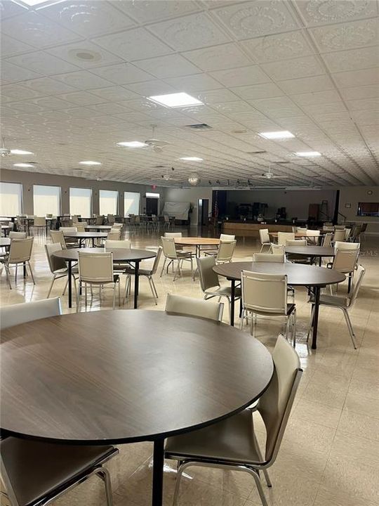 待售: $145,000 (2 贝兹, 1 浴室, 1010 平方英尺)