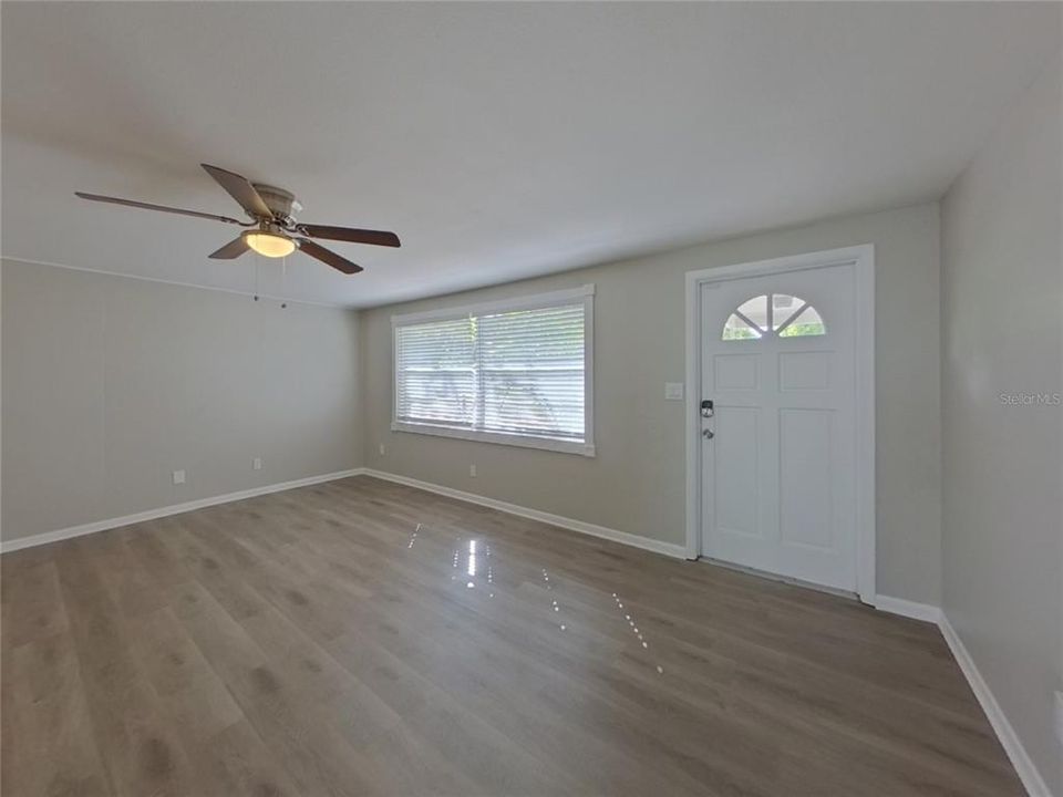 For Rent: $2,169 (4 beds, 2 baths, 1443 Square Feet)