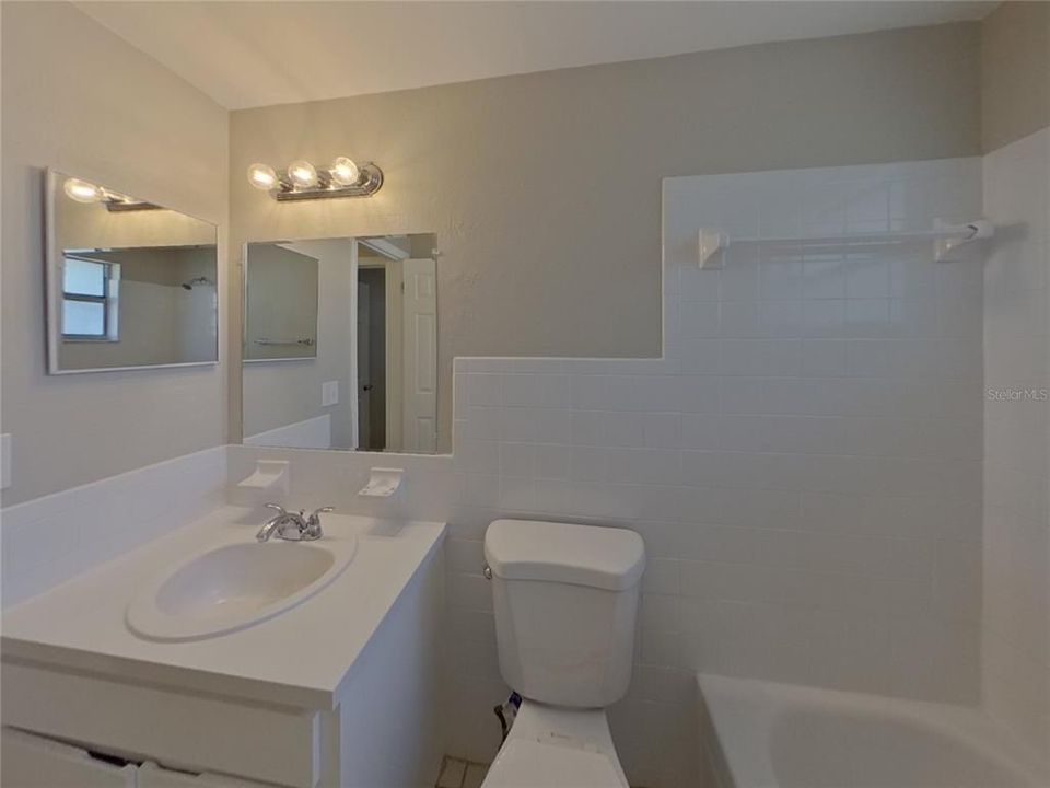 For Rent: $2,169 (4 beds, 2 baths, 1443 Square Feet)