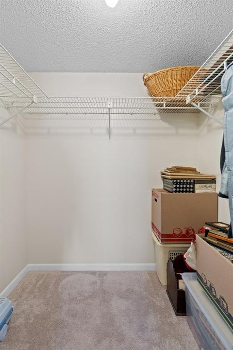 For Rent: $1,800 (2 beds, 2 baths, 1025 Square Feet)