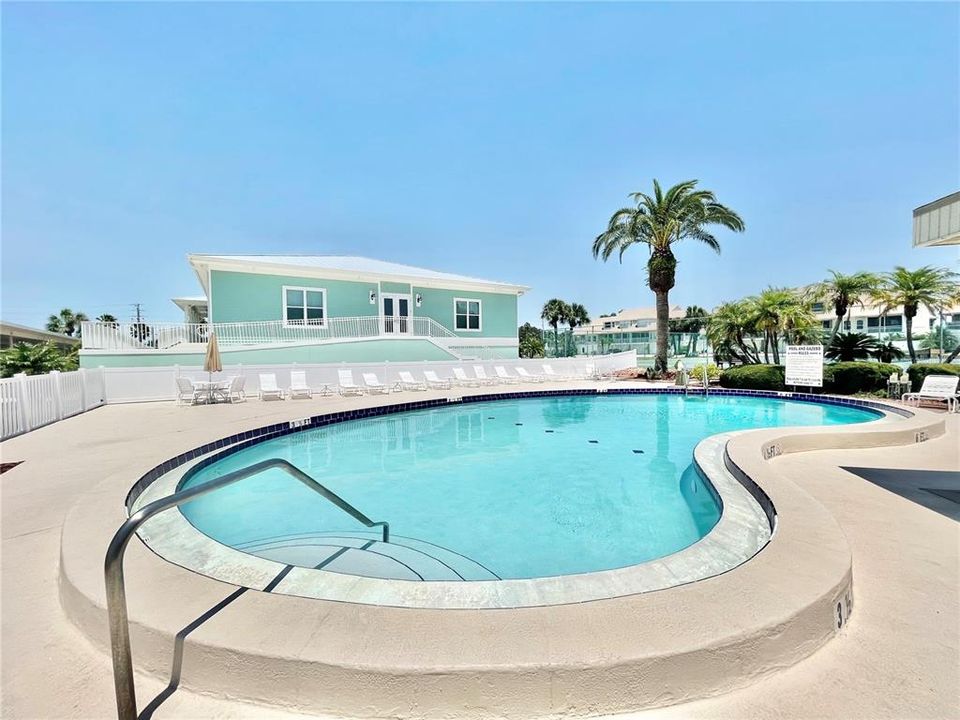 For Rent: $1,800 (2 beds, 2 baths, 1025 Square Feet)