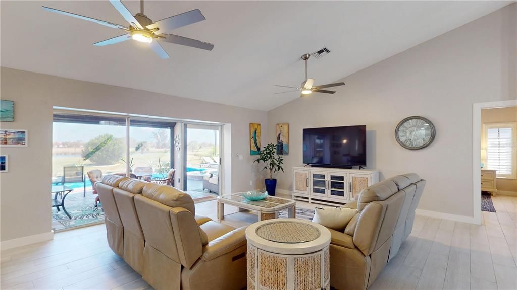 For Sale: $529,000 (3 beds, 2 baths, 2319 Square Feet)