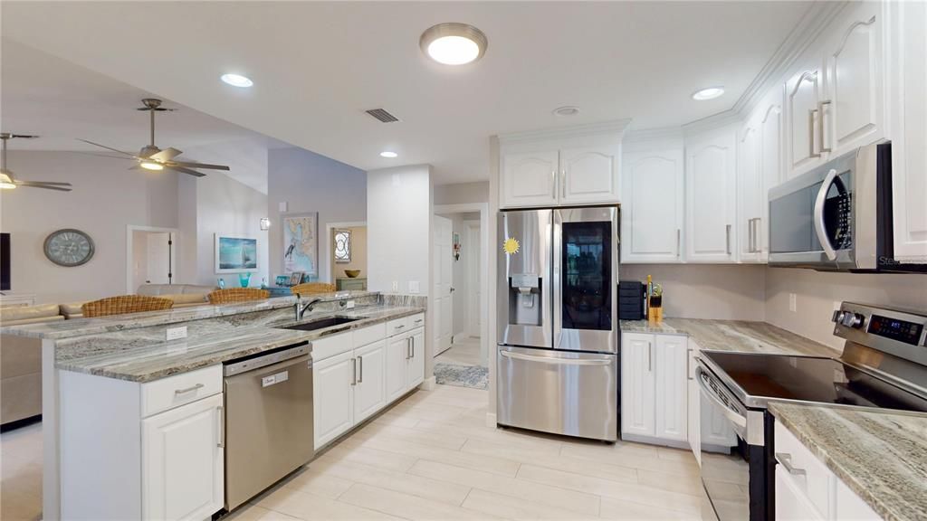 For Sale: $529,000 (3 beds, 2 baths, 2319 Square Feet)