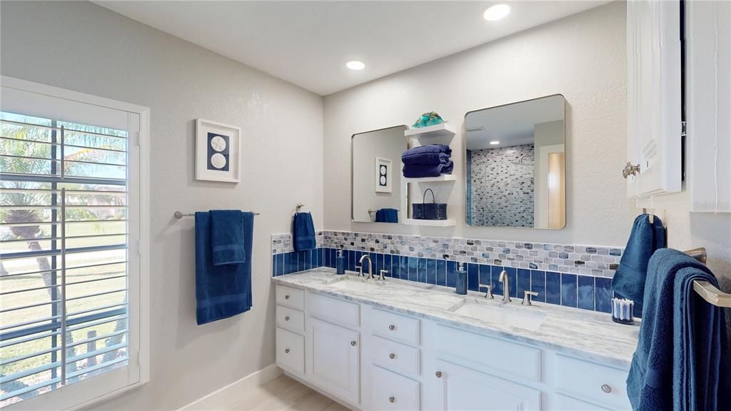 For Sale: $529,000 (3 beds, 2 baths, 2319 Square Feet)