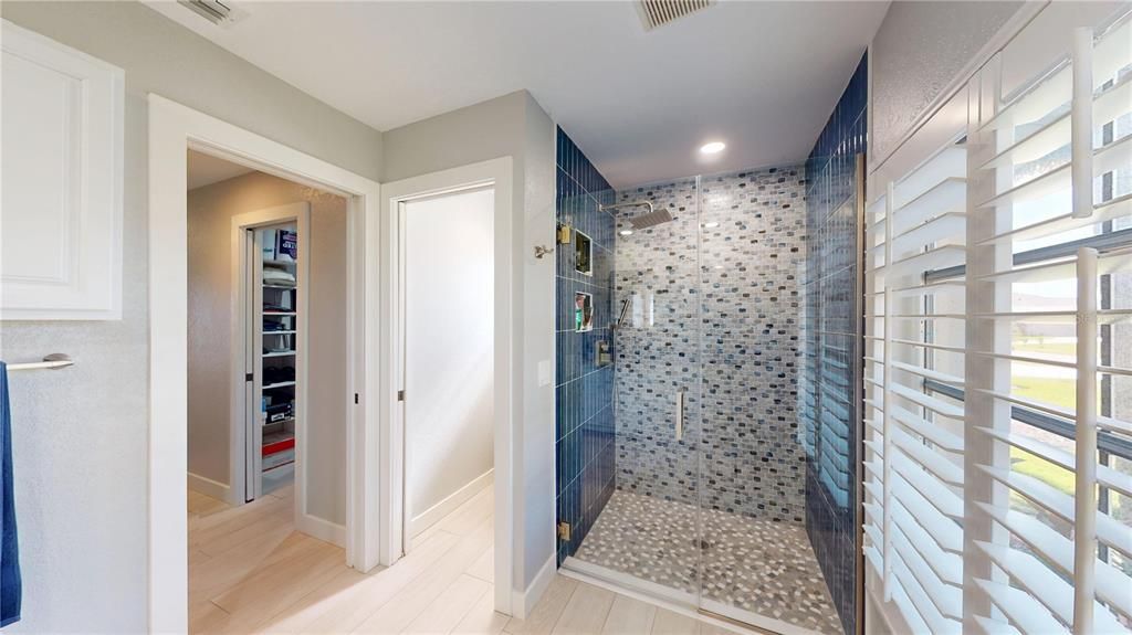 For Sale: $529,000 (3 beds, 2 baths, 2319 Square Feet)