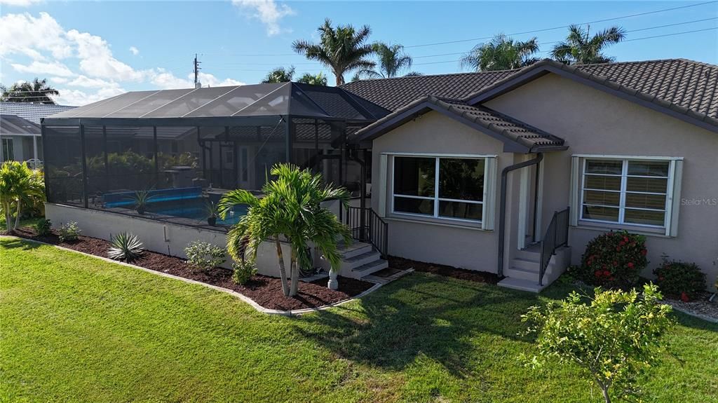 For Sale: $529,000 (3 beds, 2 baths, 2319 Square Feet)