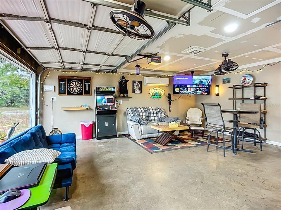 На продажу: $495,000 (2 спален, 1 ванн, 939 Квадратных фут)