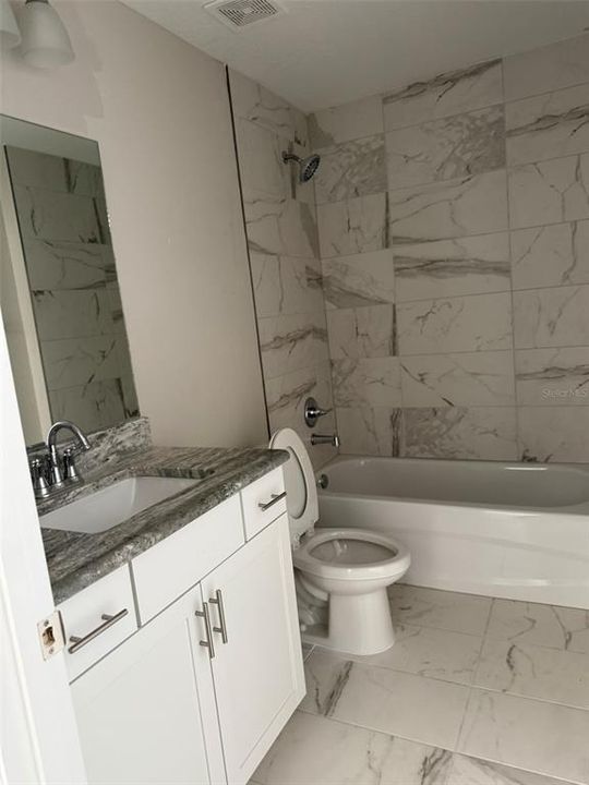 В аренду: $1,350 (3 спален, 2 ванн, 1000 Квадратных фут)