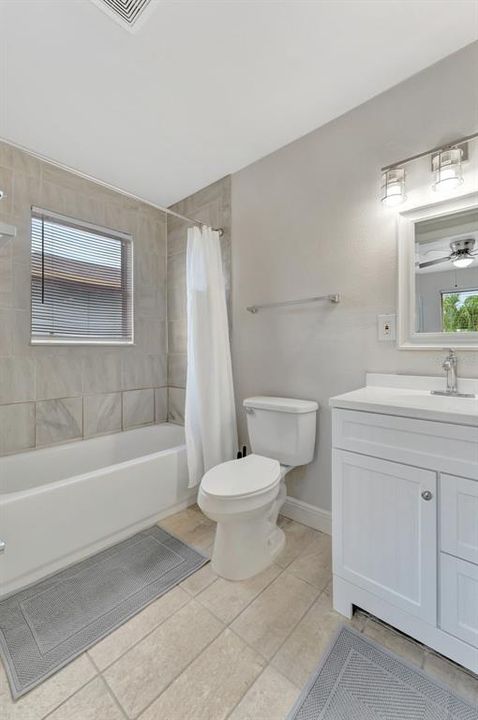 Active With Contract: $2,350 (3 beds, 2 baths, 1077 Square Feet)
