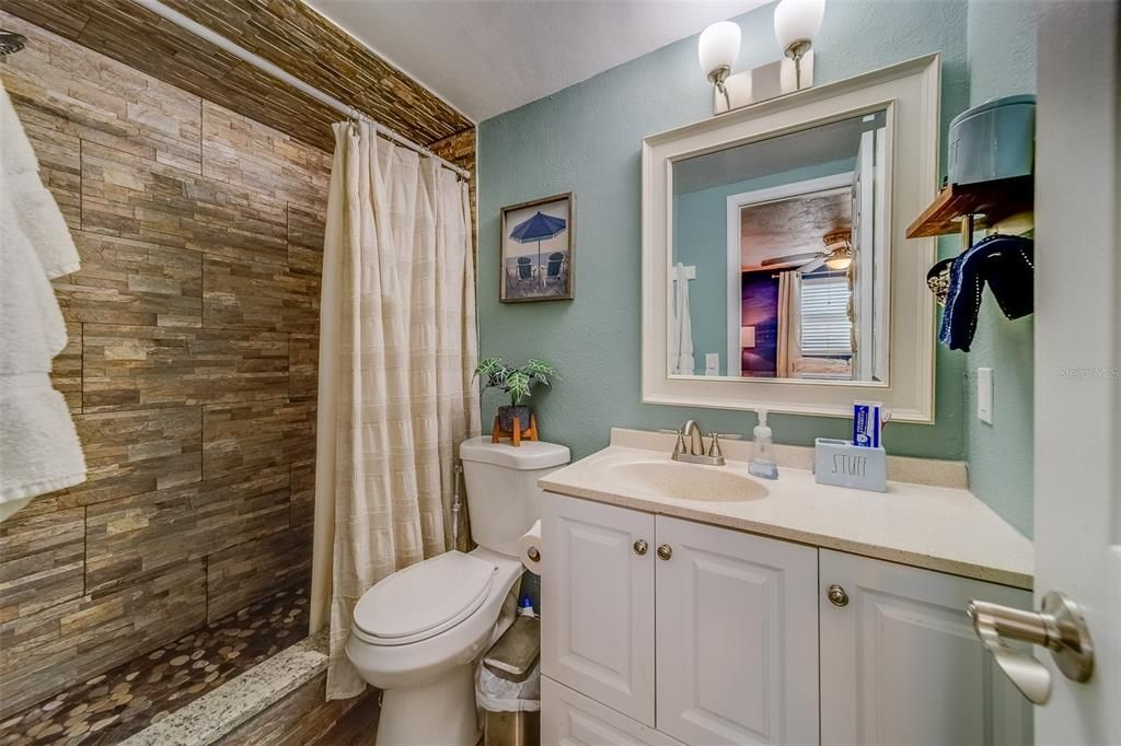 На продажу: $315,000 (3 спален, 2 ванн, 1365 Квадратных фут)