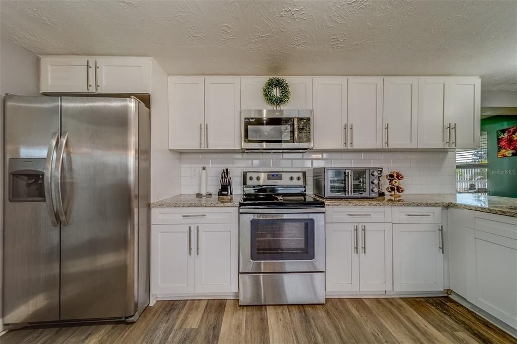 На продажу: $315,000 (3 спален, 2 ванн, 1365 Квадратных фут)